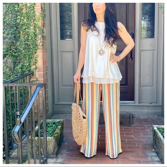 PRETTY LAYERED CHIC SLEEVELESS TOP - Picture 4 of 8